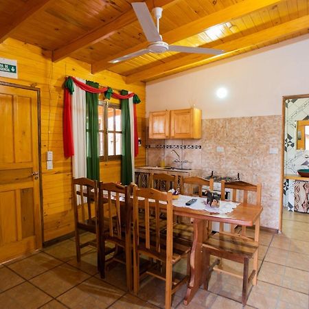 Cabanas La Quinta Puerto Iguazu Bagian luar foto