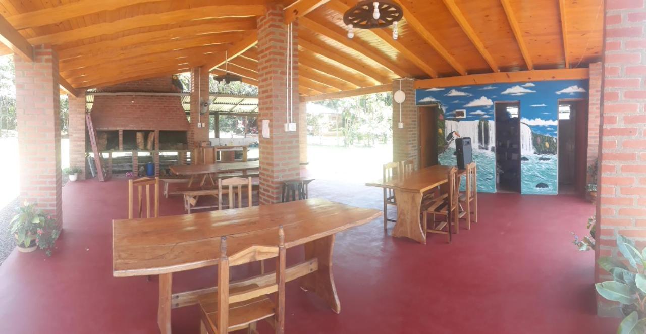 Cabanas La Quinta Puerto Iguazu Bagian luar foto