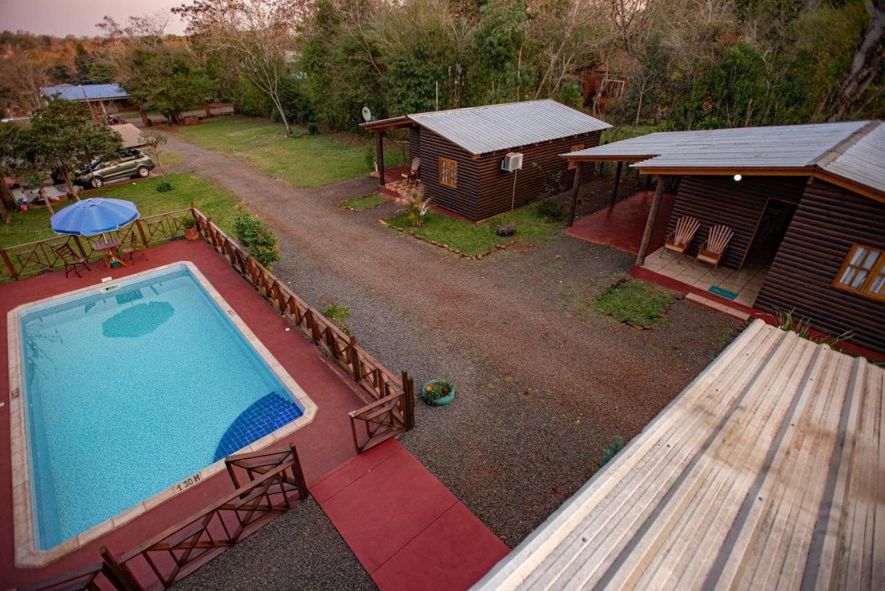 Cabanas La Quinta Puerto Iguazu Bagian luar foto