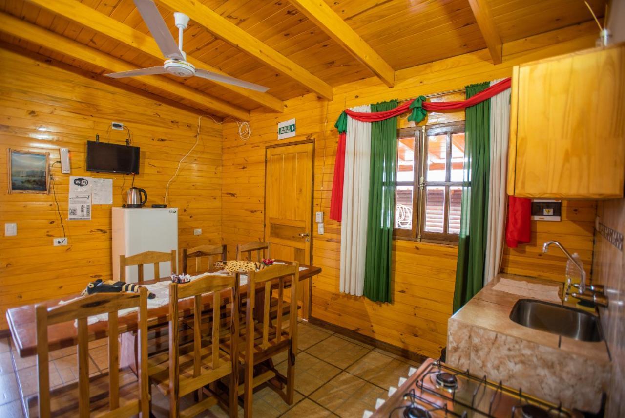 Cabanas La Quinta Puerto Iguazu Bagian luar foto