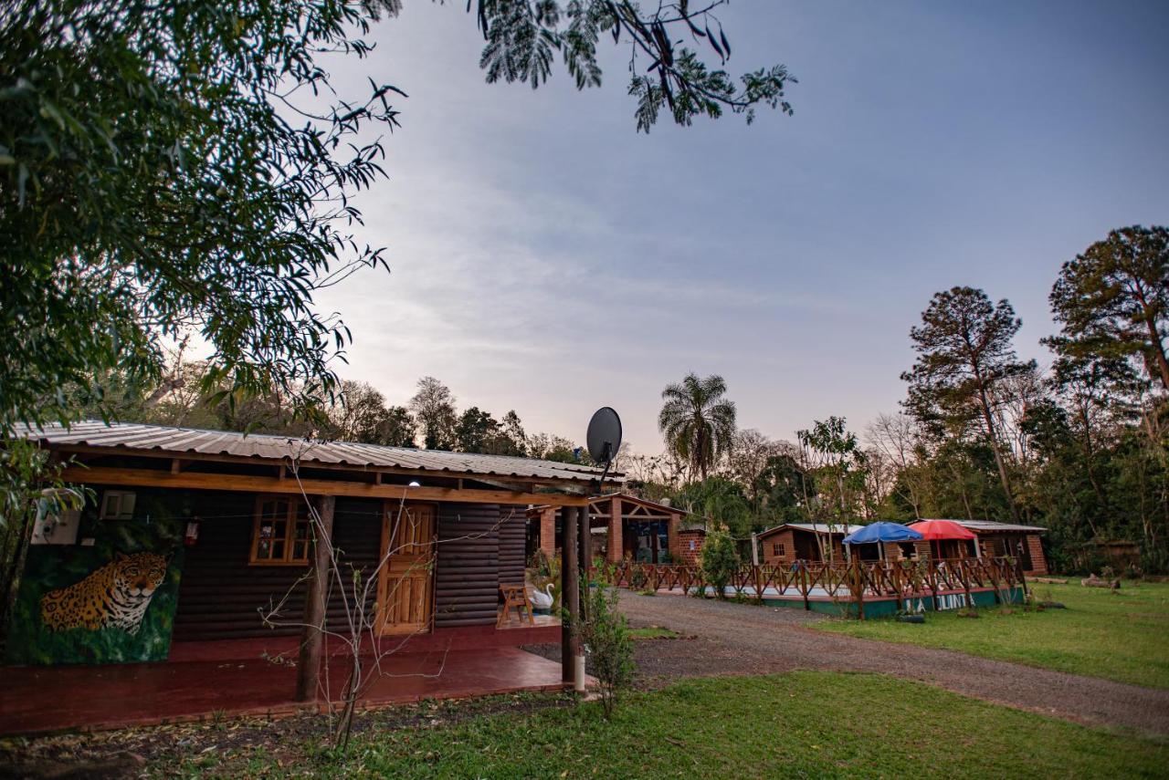 Cabanas La Quinta Puerto Iguazu Bagian luar foto