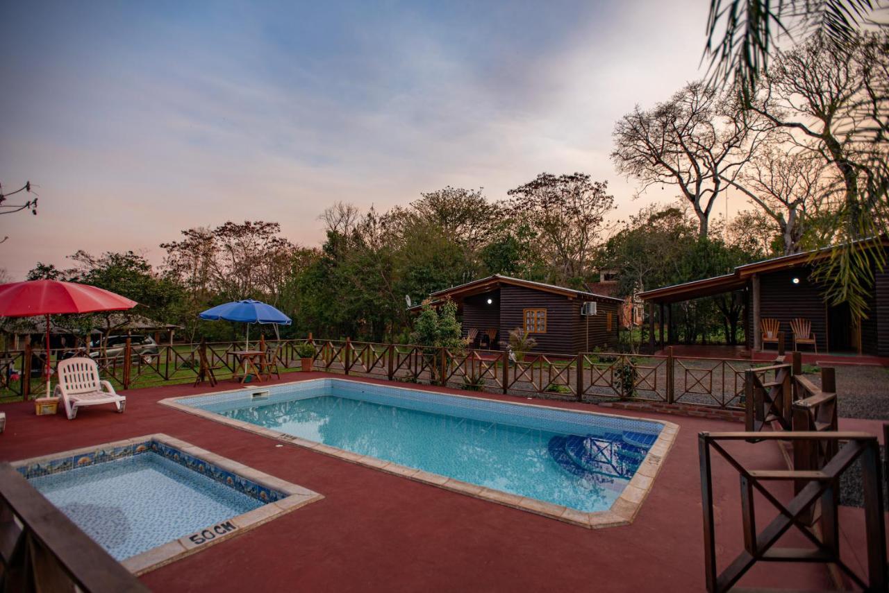 Cabanas La Quinta Puerto Iguazu Bagian luar foto