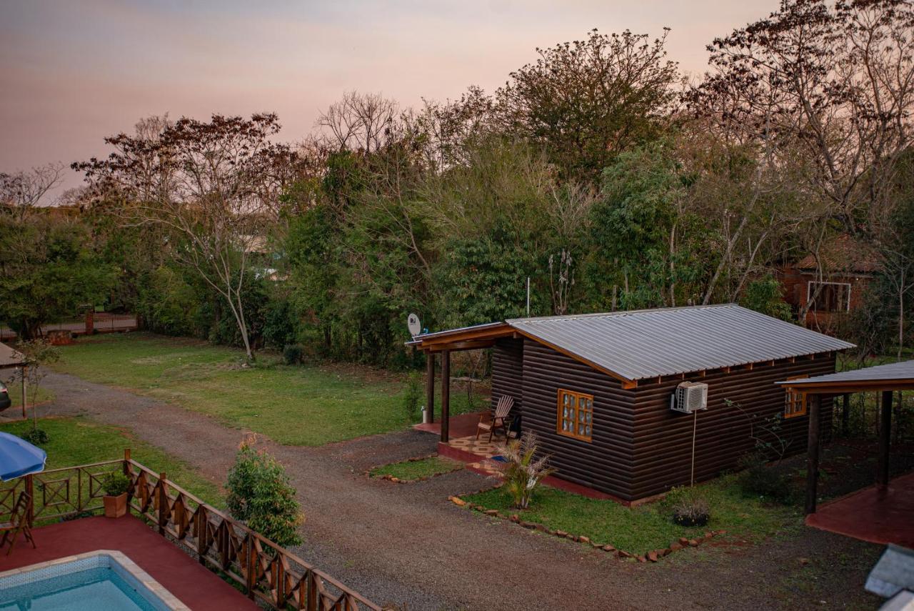 Cabanas La Quinta Puerto Iguazu Bagian luar foto